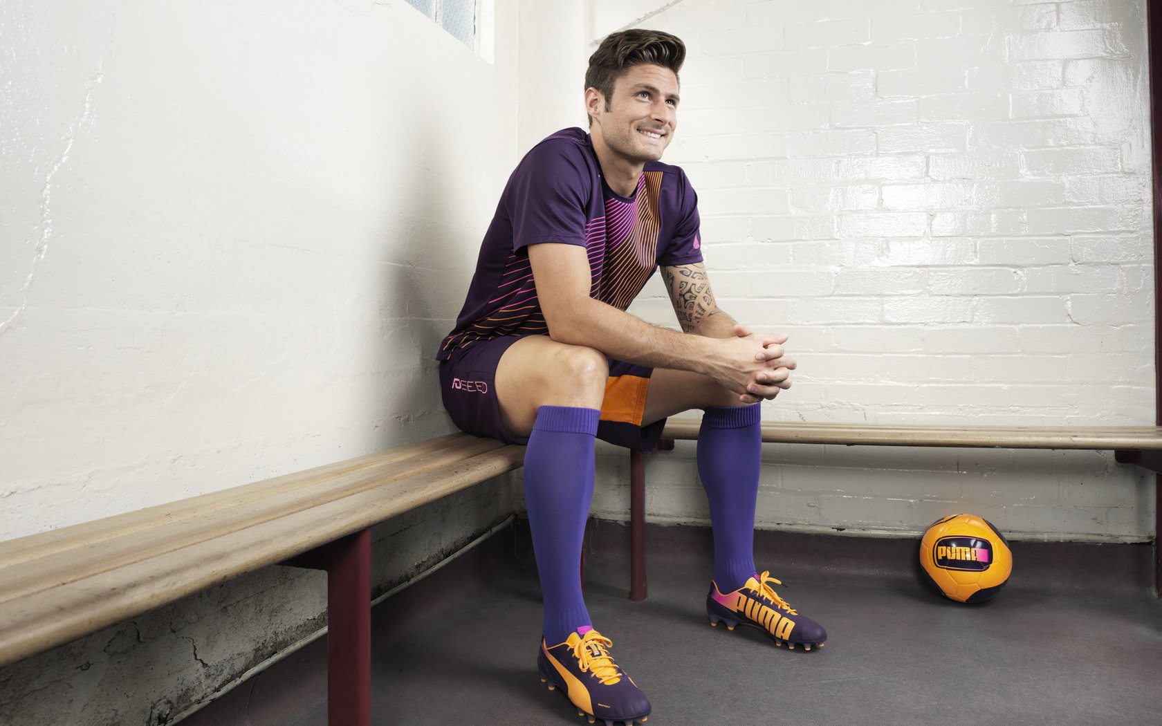 WRC急速追击:车手如何应对突发状况?,wrc极速