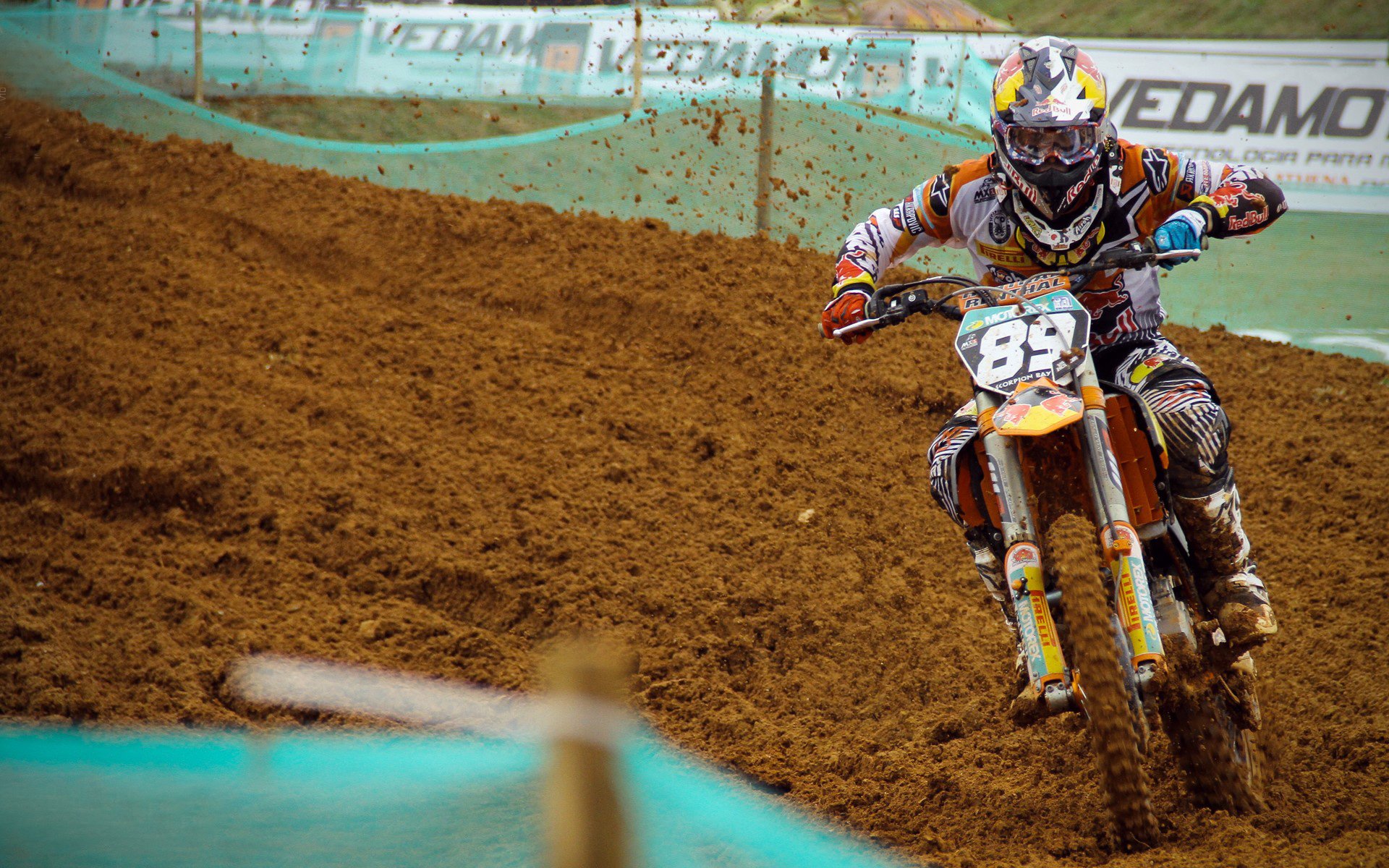 JIU YOU GAME-德甲攻守大战：策略和力量的激情碰撞，德甲战术